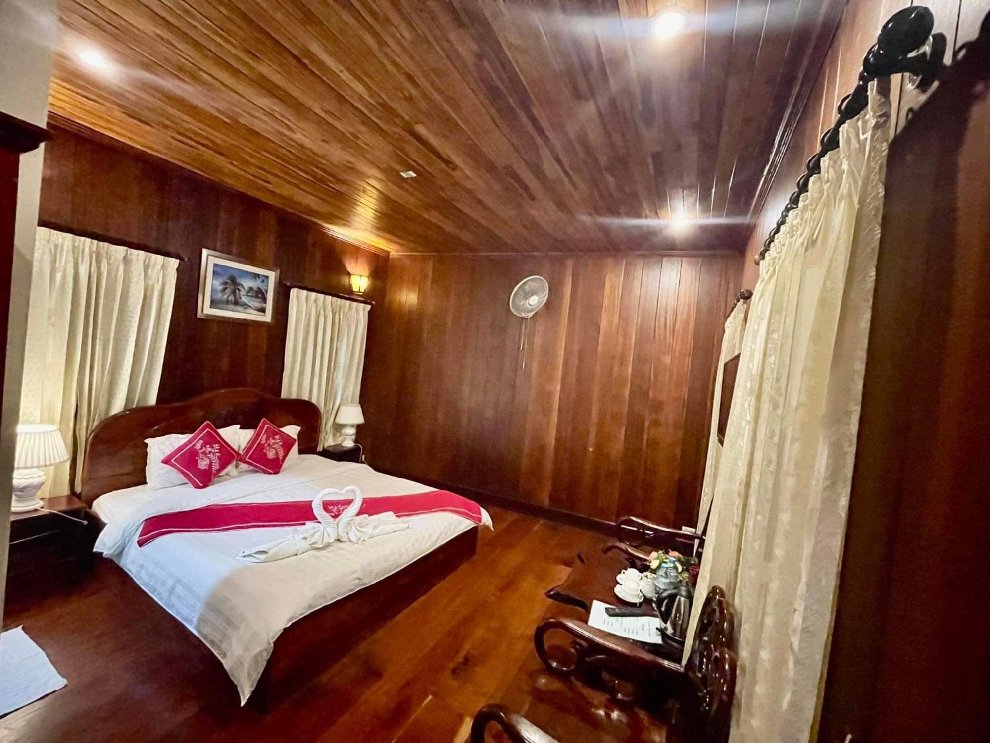 לואנג פרבאנג Villa Vieng Sa Vanh Hotel מראה חיצוני תמונה