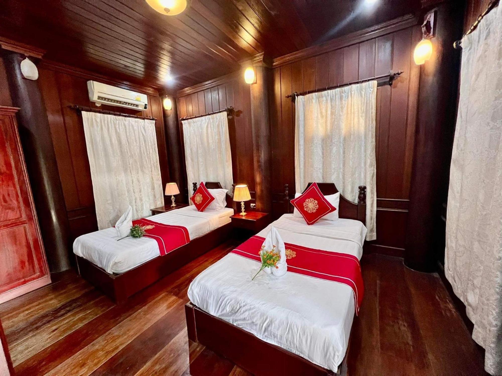 לואנג פרבאנג Villa Vieng Sa Vanh Hotel מראה חיצוני תמונה